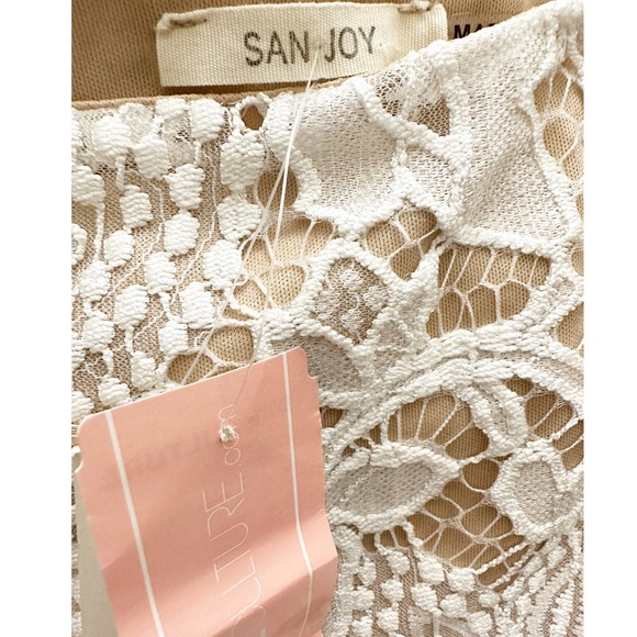 🎉HP🎉Lace Crop Top & Skirt Set Size Medium NWT - Picture 6 of 6